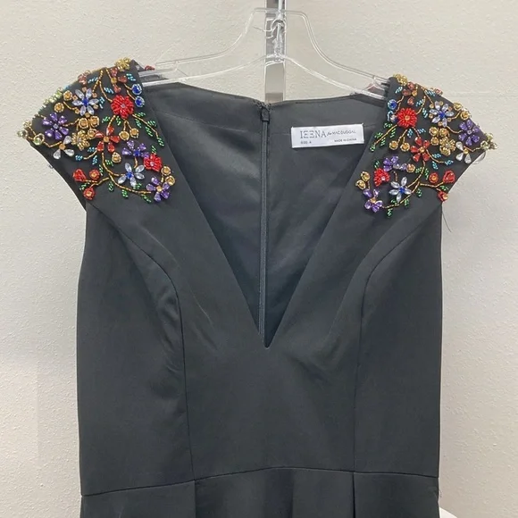 Mac Duggal Ieena Beaded V Neck Gown NWT